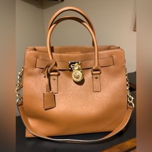 Michael Kors Hamilton. 14’’ Large X 12’’H 6’’ Deep